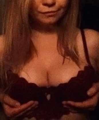 Полина